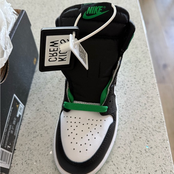 Nike Jordan 1 Retro High OG NWT 1Y - Picture 2 of 3